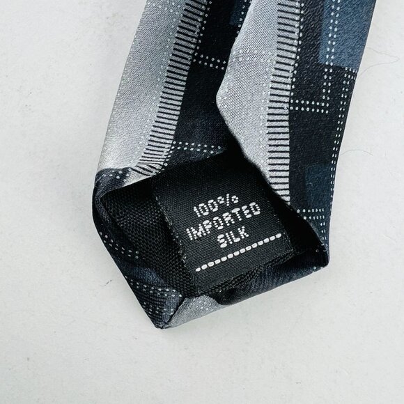 ARROW Dress Design Necktie Tie 100% Imported Silk Gray Blue Black Silver - Picture 6 of 6